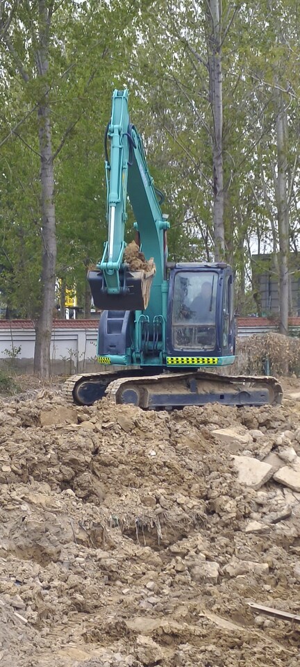 4月20日邢台[资产处置]履带式进口神钢135挖掘机网络拍卖公告