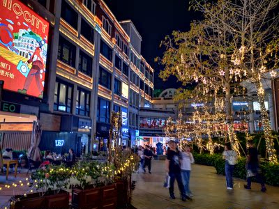 华为Mate20手机怎么样，华为和oppo哪个好？优缺点解说？