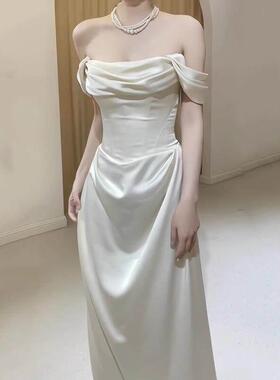 订婚礼服裙新娘晨袍高端迎宾法式缎面白色一字肩艺考主持人演出女
