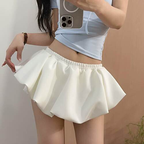 Low waist slimming flower bud short skirt for women with