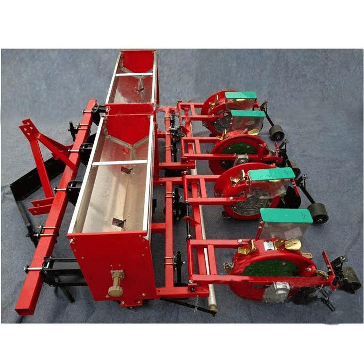 玉米播种机 鸭嘴穴播 播种铺膜膜上精播机 先铺膜后播种