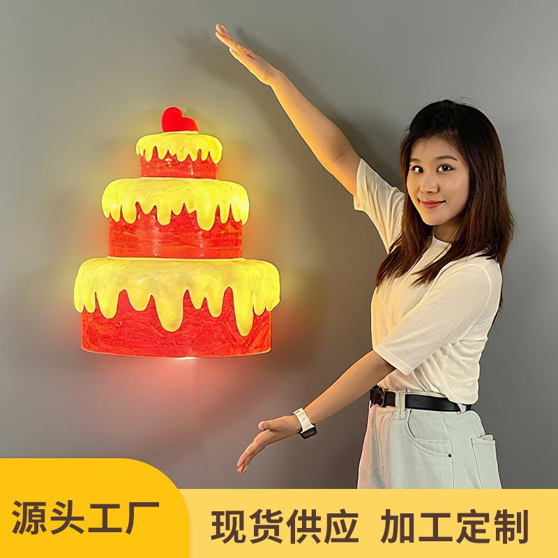 网红打卡烘培店门头面包雕塑牛角包壁挂可颂模型立体发光背景壁饰