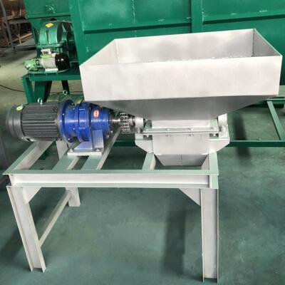 泥饼泥块打散机有机肥粉碎机立式无筛底三七灰土破碎机