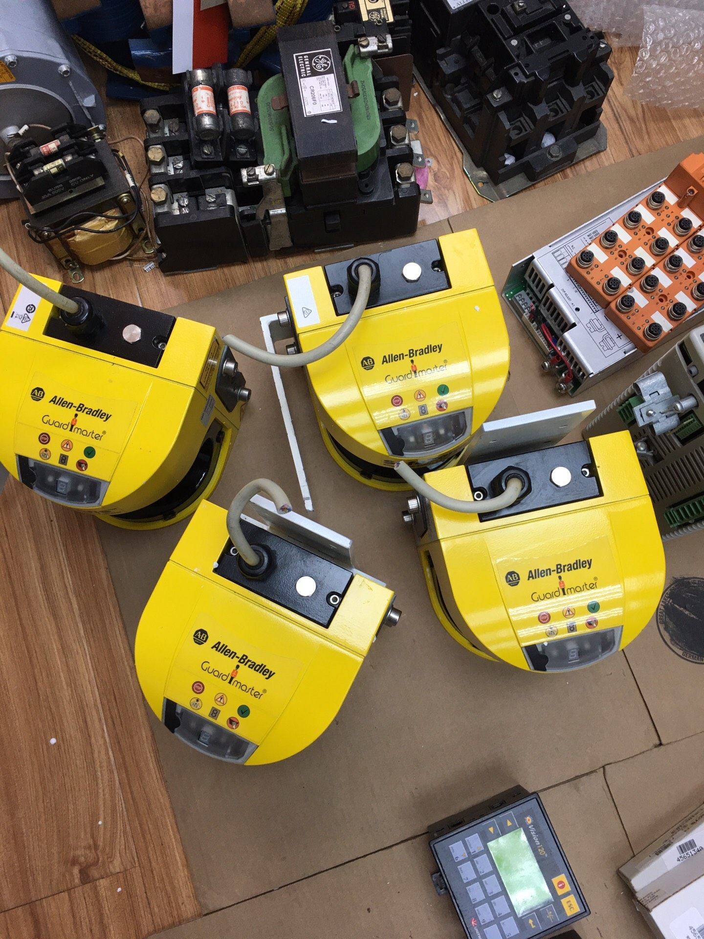 442L-SFZNSZ A-B模块控制器！原装拆机！成色非常