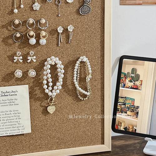Vintage wooden necklace display board for wall mounting, sui