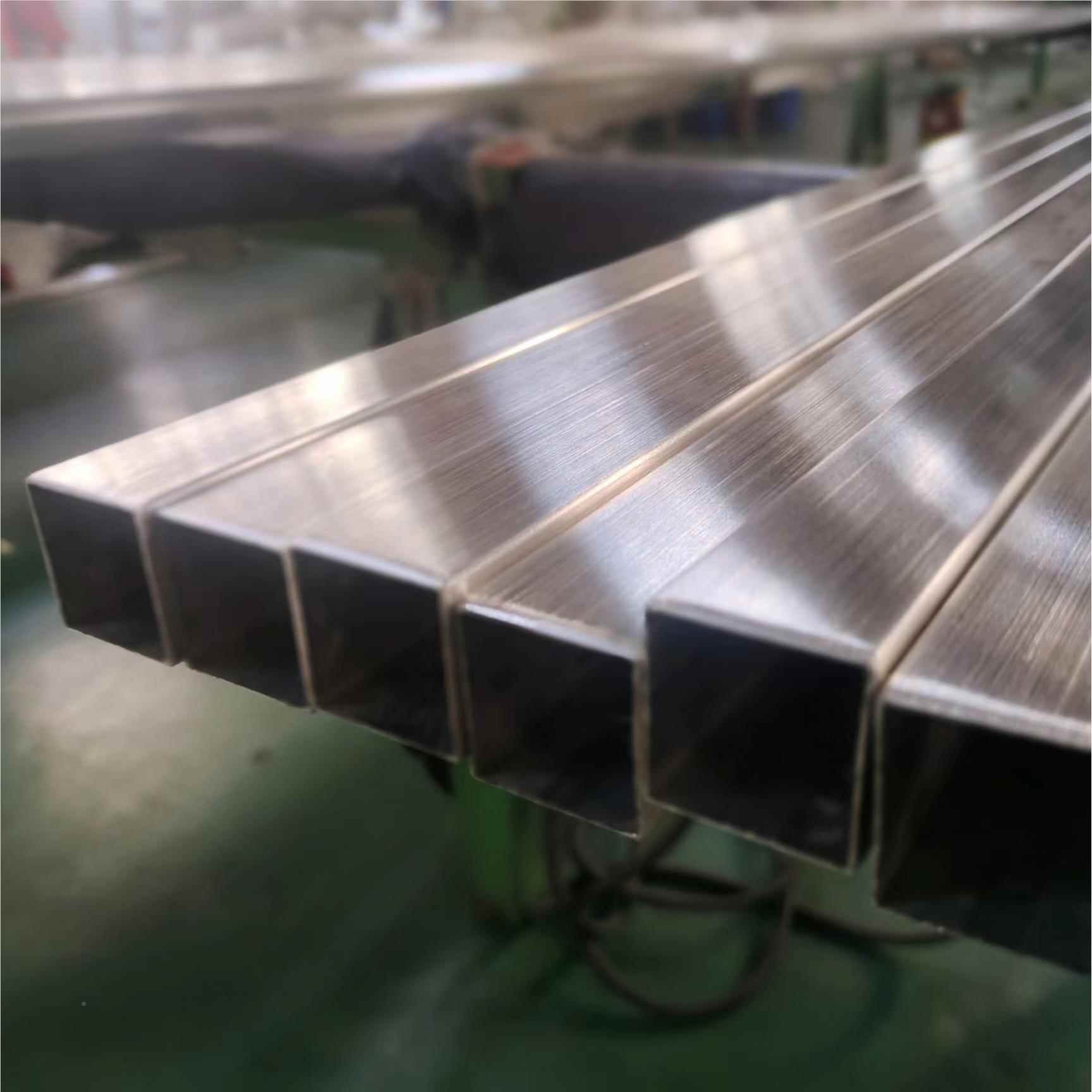 防盗门用不锈方管21镜0面不锈5钢管厂44家外径3钢0*30 50*0不锈钢