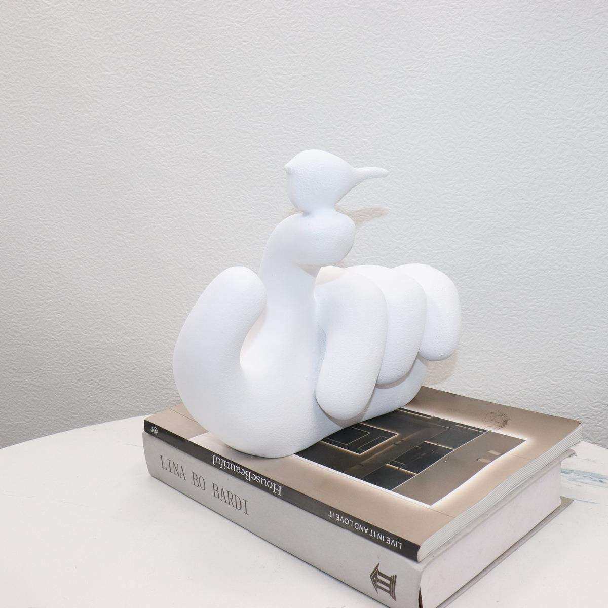 样板间售楼处客厅书房创意饰品 现代简约抽象小鸟人手摆件