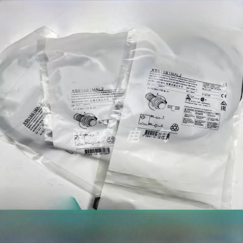 接近开关传感器Xs2P18Ab120 Xs8C2A4Pcm12