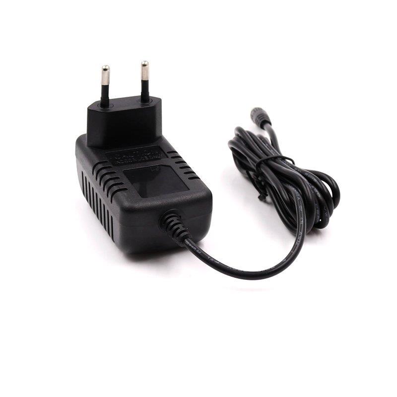 欧规充电器,12V1.5A,外负内正,CE欧规充电器电源适配器