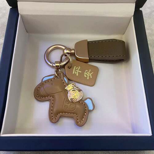 有钱小马汽车钥匙扣可爱卡通精致平安情侣书包挂件小礼品