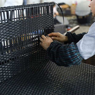 户外桌椅组合现代简约露台室外酒吧咖啡厅休闲藤椅家具仿藤编桌椅