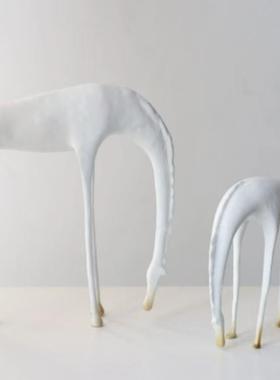 109新中式创意复古颈鹿摆件美家用长卧室书客厅房式办公室茶几个