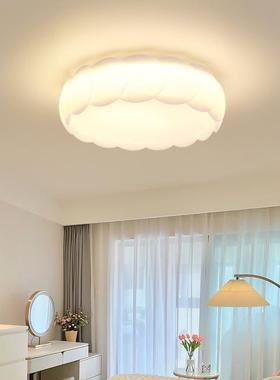 卧室吸顶具现代简约房间灯新款风奶灯油灯餐厅女孩儿童房89459灯3