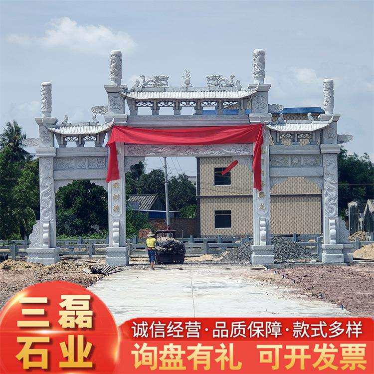 石牌坊中式仿古建筑石牌坊景区园林风景区入口大型花岗岩石牌楼