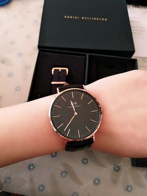 懂行的来说下Daniel WellingtonDW00100124-A手表怎么样，质量合格吗，内幕曝光