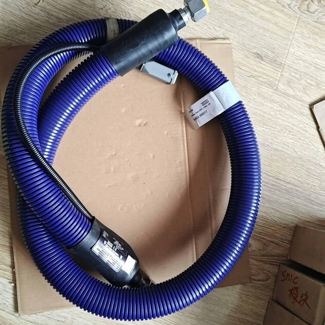 SCA+阿特拉斯涂胶机热熔胶管