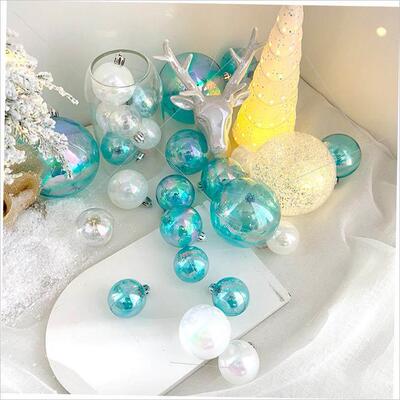 Transparent ball Christmas tree ornament cake plugin圣诞装饰