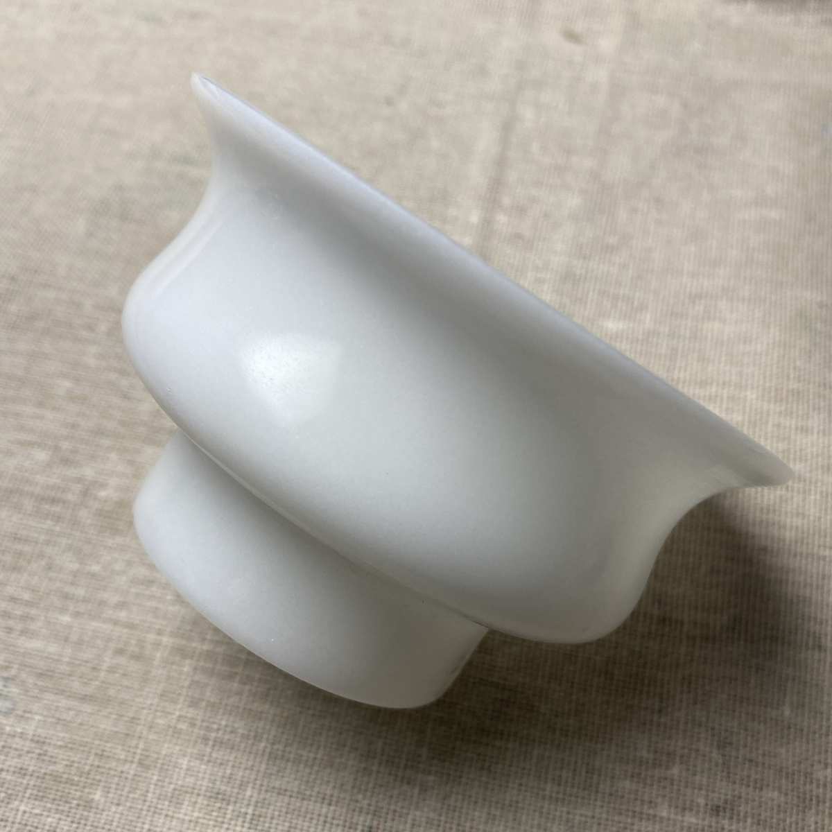 一手货源阿富汗玉石碗天然藏碗摆件中式家用饭碗白玉大容量养生碗