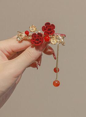 中国红色梅花流苏发夹侧边发饰