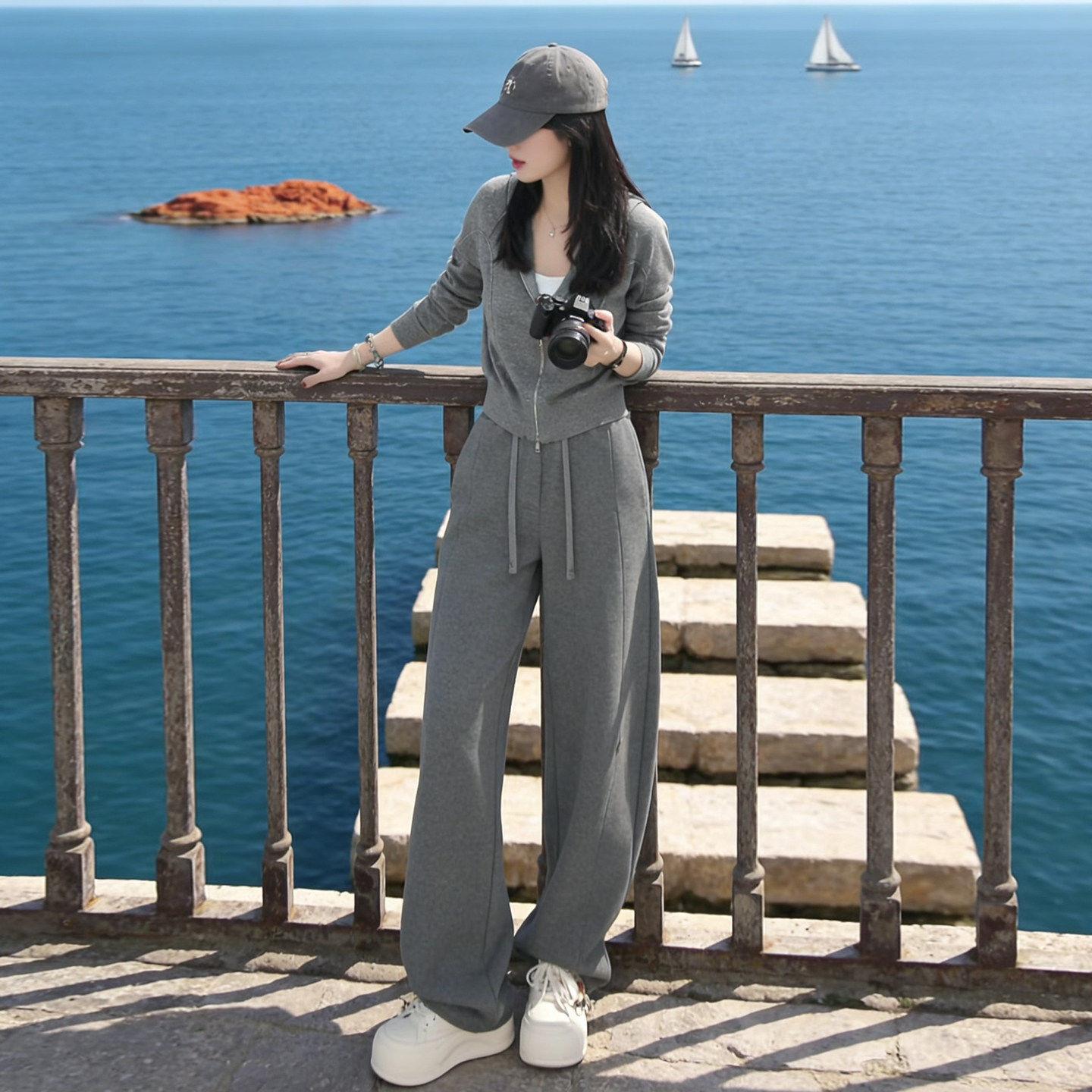 潮牌休闲运动显瘦套装女新款春季高级感修身减龄连帽卫衣两件套