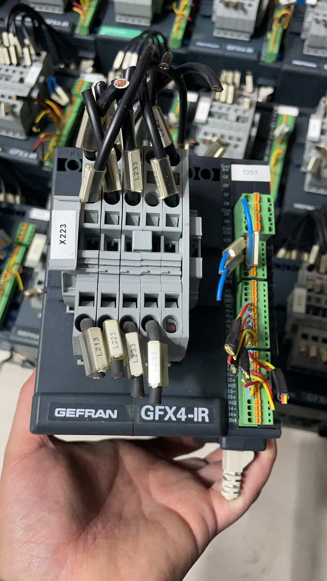 杰佛控制器GEFRAN GFX4-IR-60-0-4-0-E