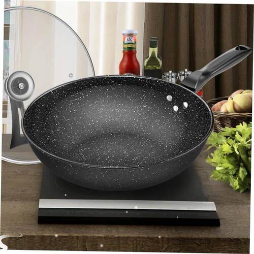 A non-stick frying pan domestic frying pan steak fry egg pan