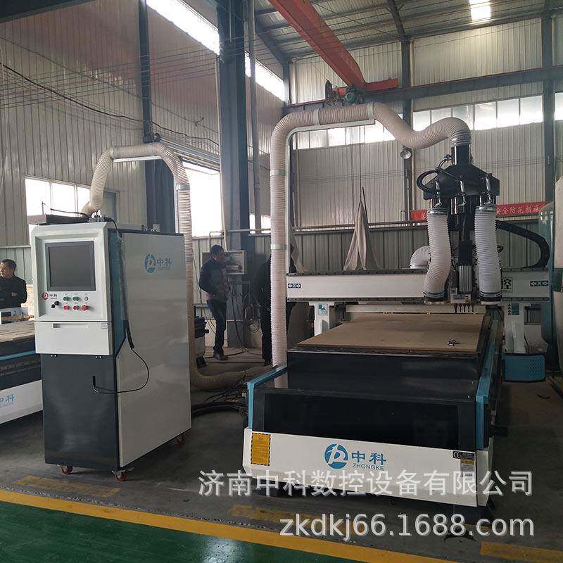 厂家直供板式家具数控开料机全自动实木柜体开料机橱柜门雕刻机