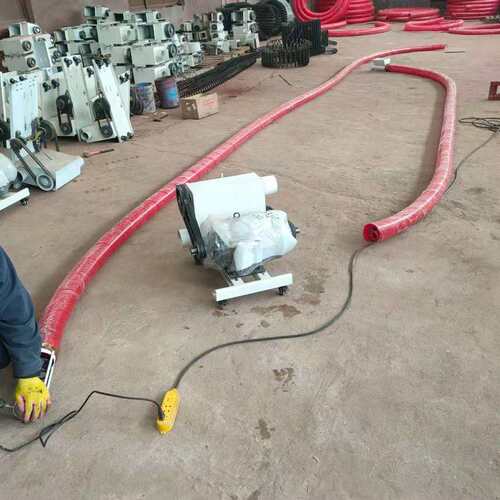 中驱车载吸沙机参数螺旋式软管抽粮机厂家小麦塑料软管抽粮机