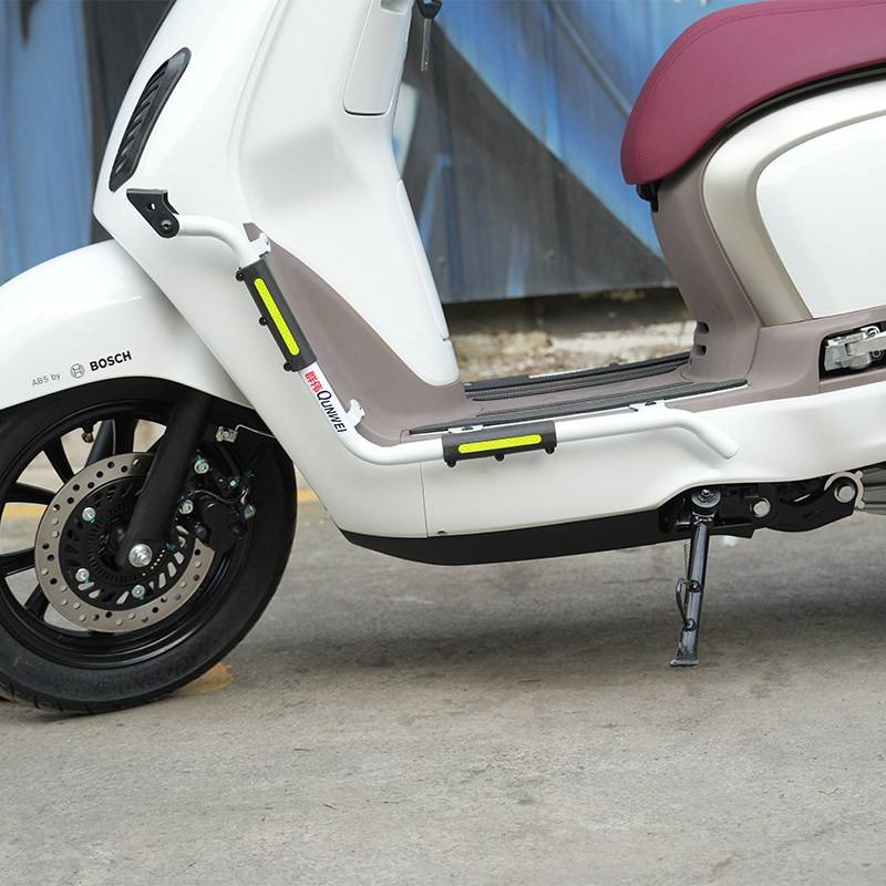 适用豪爵Lumi125保险杆射灯架防摔杠简易护杠HJ125T-50C改装护架