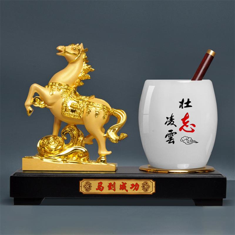 生肖沙金马年笔筒文台摆件家居装饰工艺品老板桌摆设店铺开业送礼