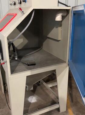百洲自动喷砂机厂家供应不锈钢餐具喷砂机，佛山喷沙机