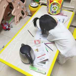 宝宝学课桌可升降室内BSO长方形家用 吒幼儿园儿习童哪桌椅套小装