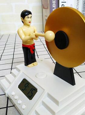 外贸简约时钟静音数字儿童闹钟更夫敲锣打鼓大音量床头闹钟