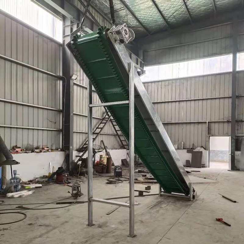 合兴机械出售500型爬坡皮带机散料颗粒提升机裙边大倾角输送机