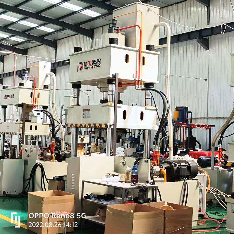 PE防弹头盔模压成型液压机 200吨300吨凯夫拉头盔复合材料油压机