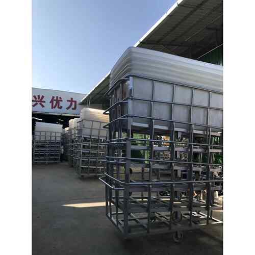 厂家200*110*70推布车出货镀锌钢管PE方箱印染厂周转车