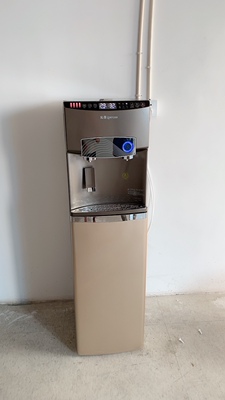 沁园RO反渗透纯水机怎么样？沁园和美的RO反渗透饮水机区别大吗