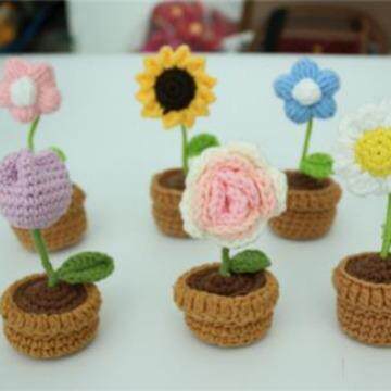 手工编织仿真车载仿真花盆栽摆件织女毛线钩织小饰品精美假花