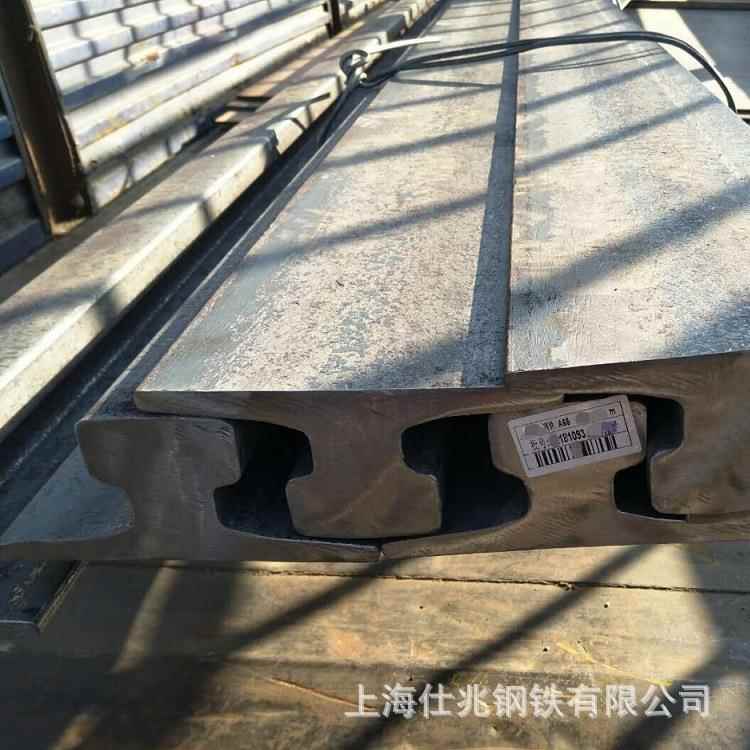 A75 A100 A120德标DIN536轨道钢压板连接板钢轨配套上海现货库存