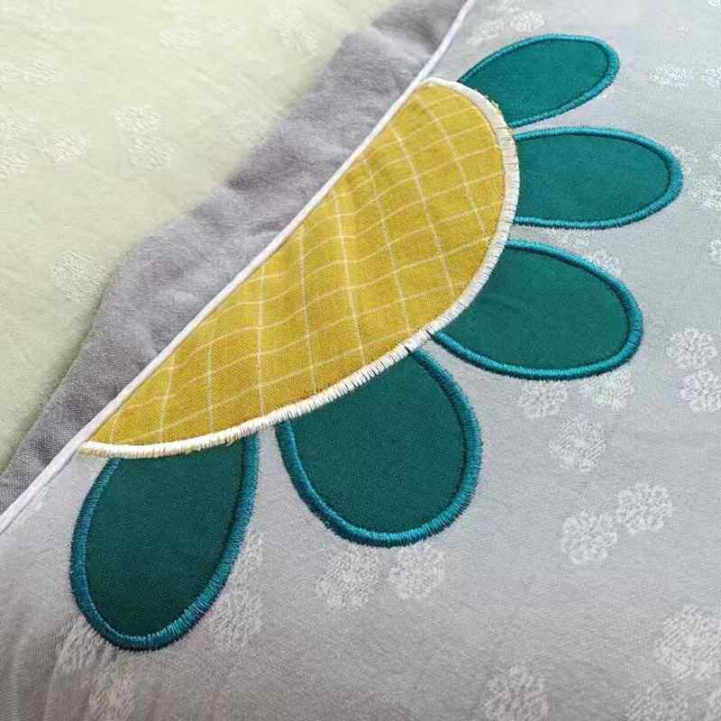 新品双层纱抱时枕被loo 可尚办公室WAGg午休毯 汽车多用被抱枕