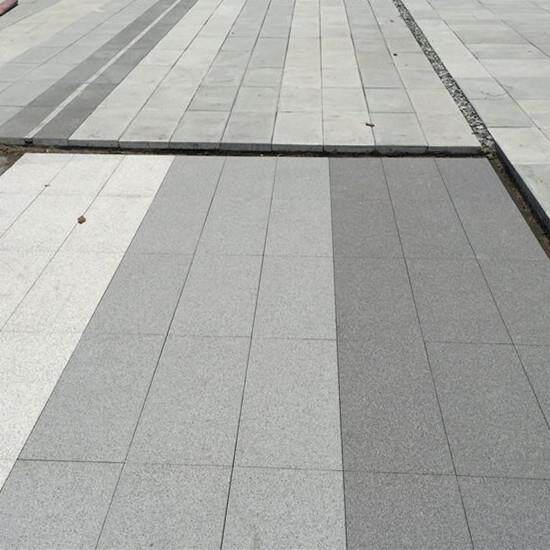芝麻白透水砖公园路面盲道砖透水仿石砖8字植草砖水泥砖地砖砖块