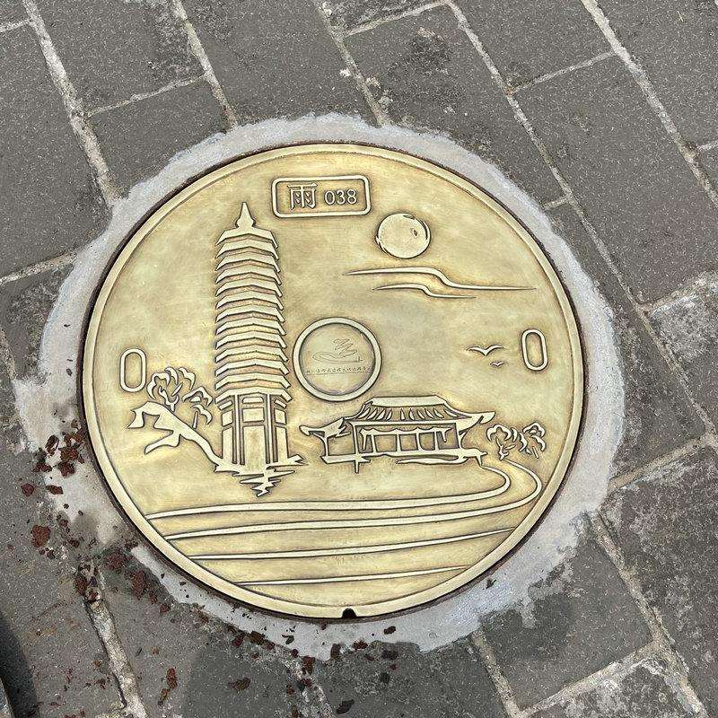 纯铜井盖浮雕图案艺术铜井盖售楼处私家花园城市标志商业街铜井盖