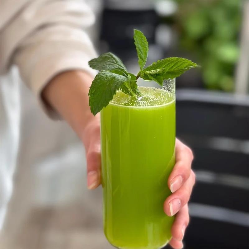 田野说西芹菜汁羽衣甘蓝苹果柠檬菠菜黄瓜复合型果蔬汁芹16盒整箱