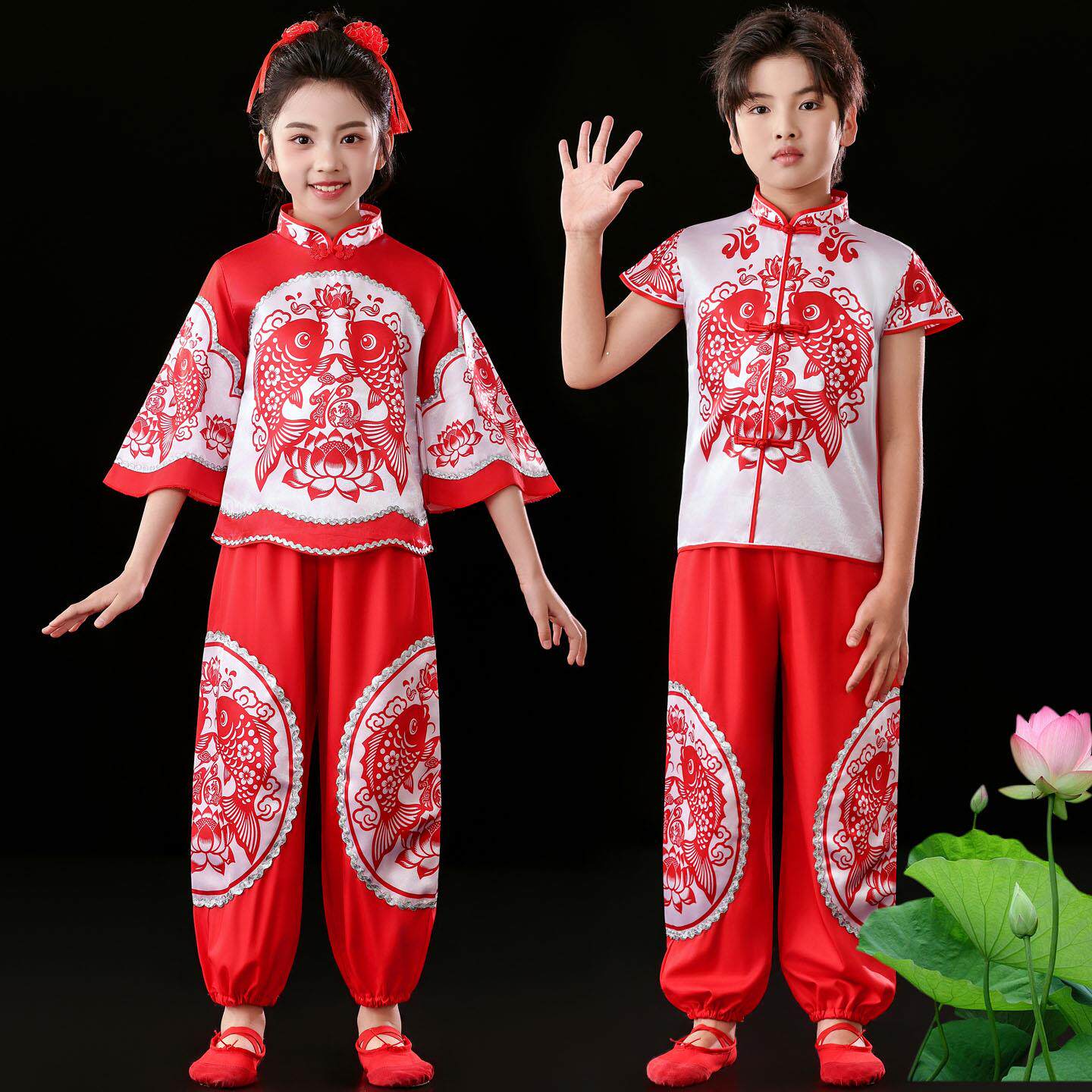 六一新款儿童秧歌舞蹈演出服男女红色喜庆打鼓服开门红扇子表演服