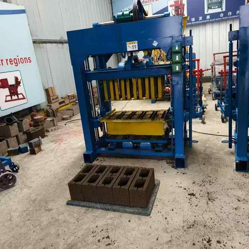 家用小型半自动免烧水泥砖机空心制砖机灌溉U型渠砖检查井砖成