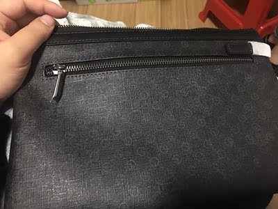 金利来男包手包男士信封包大品牌手拿包休闲时尚青年男式包包潮流怎么样？（已有万人评价）质量见真章