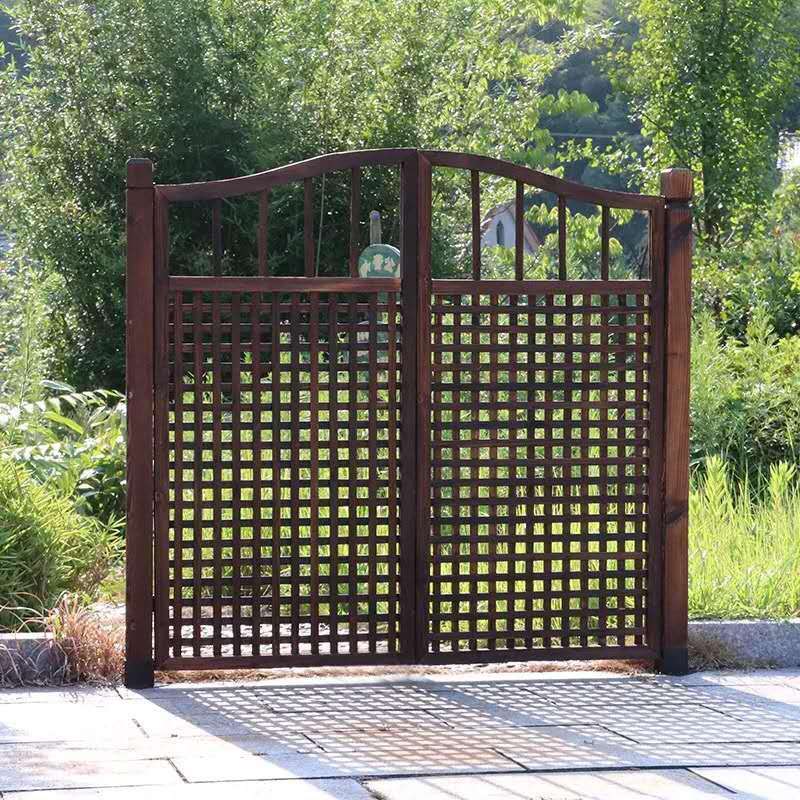 厂家供应防腐木门窗 室外花窗碳化木门窗 实木雕花屏风隔断