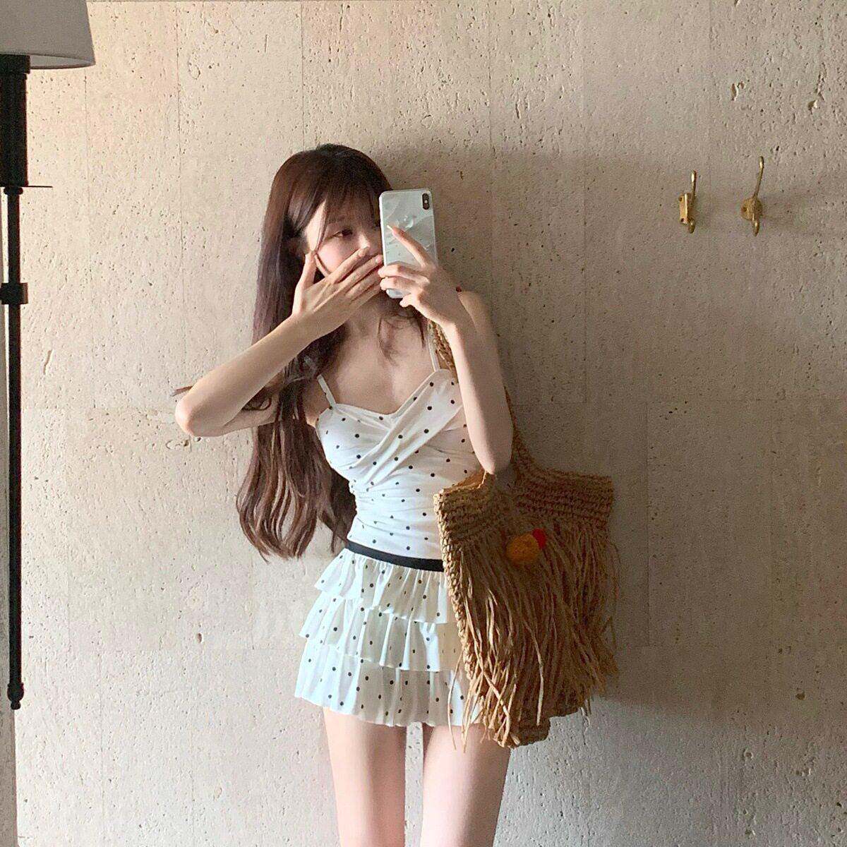 甜美波点连体泳衣女款夏辣妹裙式平角保守显瘦遮肚泡温泉泳0416r