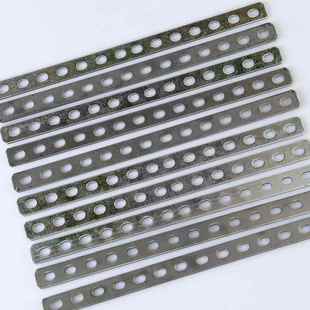 不锈钢板带孔铁条直条扁条加厚神器强力带孔扁条铁片改装角片