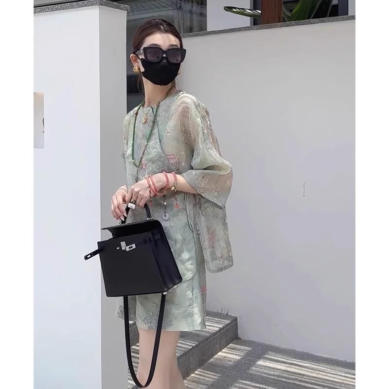 欧洲站改良新中式女装夏季新款高级感轻奢刺绣套装短裤上衣两件套